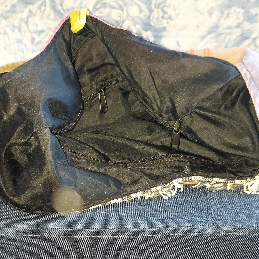 SKULL FABRIC TOTE CROSSBODY - Picture 5 of 5